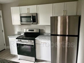 200 Solomon St in Charlotte, NC - Building Photo - Building Photo
