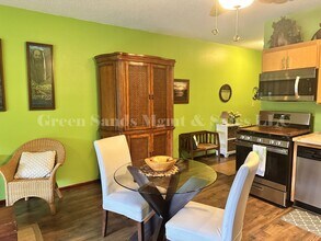 355 Kalanianaole St in Hilo, HI - Building Photo - Building Photo