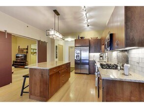 401 N 2nd St, Unit 204-6 in Minneapolis, MN - Foto de edificio - Building Photo