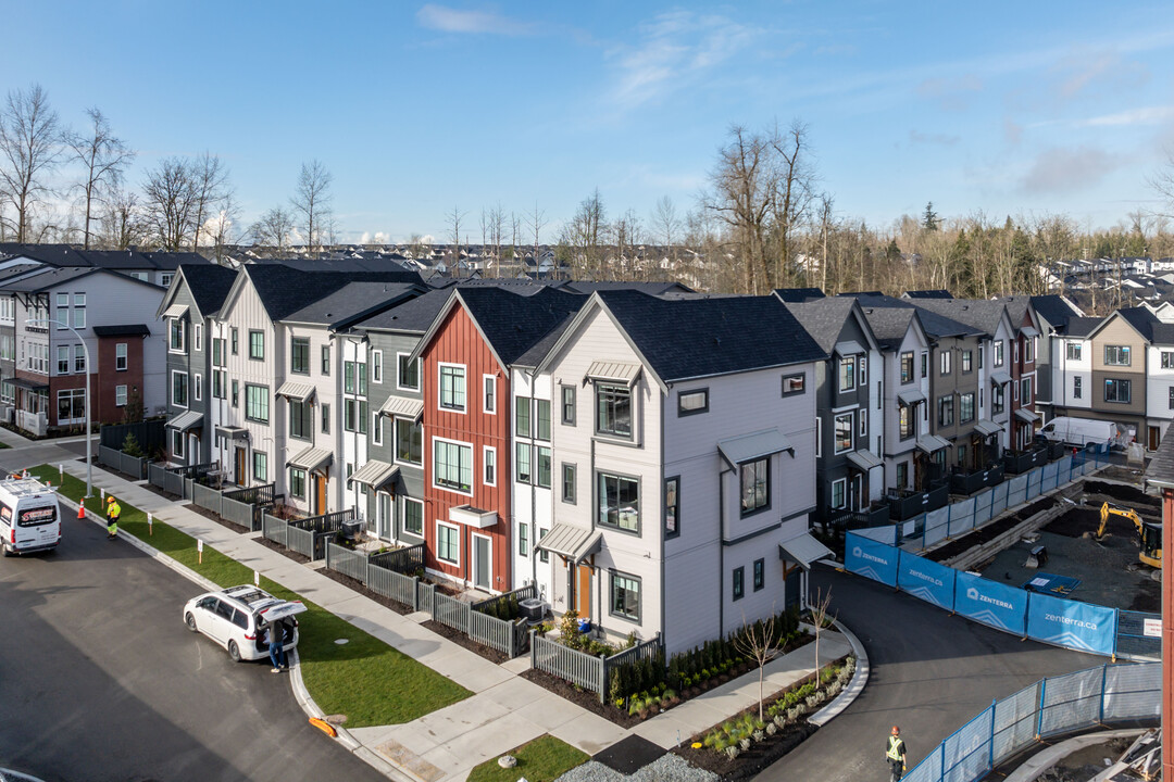 Latimer Walk in Langley, BC - Building Photo