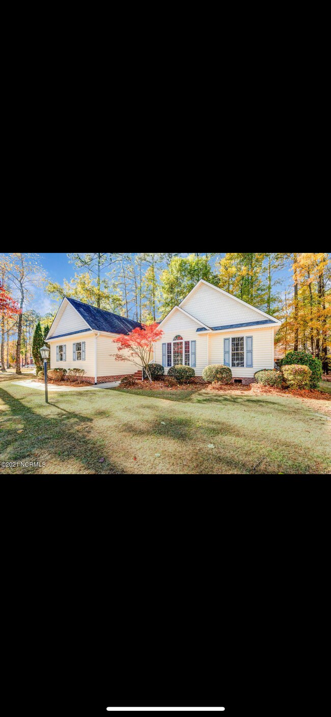 101 Chowan Dr in Chocowinity, NC - Building Photo - Building Photo