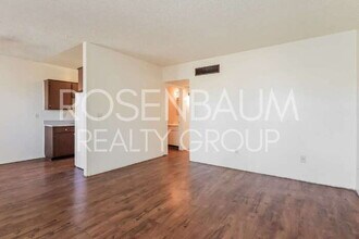 1518 E Hedrick Dr in Tucson, AZ - Foto de edificio - Building Photo