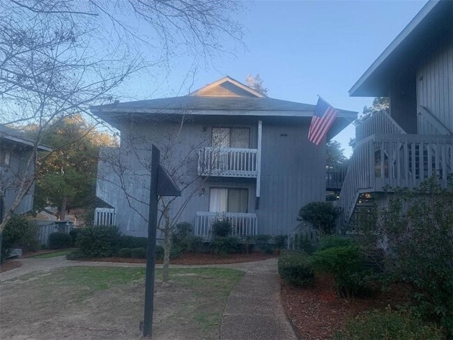 property at 213 Golf Terrace