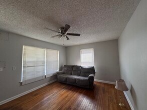816 W 45th St in North Little Rock, AR - Building Photo - Building Photo