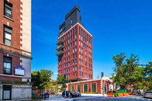 347 Henry St in Brooklyn, NY - Building Photo