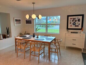 301 3rd Ave in Melbourne Beach, FL - Foto de edificio - Building Photo