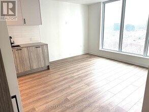 1 Quarrington Lane in North York, ON - Building Photo - Building Photo