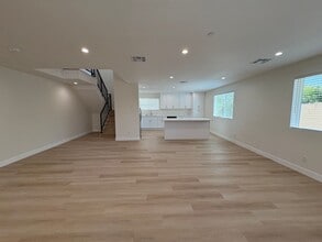 17215 Dalton Ave in Gardena, CA - Building Photo - Building Photo