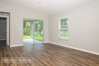 316 Hoffer St in Port Charlotte, FL - Building Photo - Building Photo