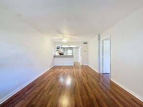 8302 Bardmoor Blvd in Largo, FL - Building Photo - Building Photo