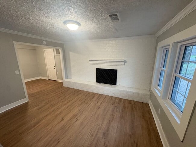 205 Lowry Cir in West Point, MS - Building Photo - Building Photo