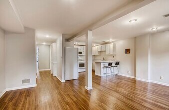 722 S Oakley Blvd, Unit 1 in Chicago, IL - Foto de edificio - Building Photo