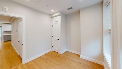 230 Tremont St, Unit 1A in Boston, MA - Building Photo - Building Photo