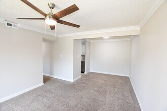 615 Carter Ln in Conway, SC - Foto de edificio - Building Photo