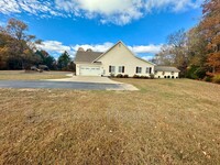 214 Co Rd 38 in Riceville, TN - Building Photo - Building Photo