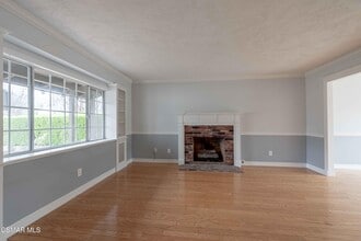 5848 Lake Lindero Dr in Agoura Hills, CA - Building Photo - Building Photo