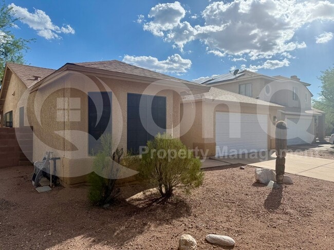 property at 3025 W Country Ranch Dr