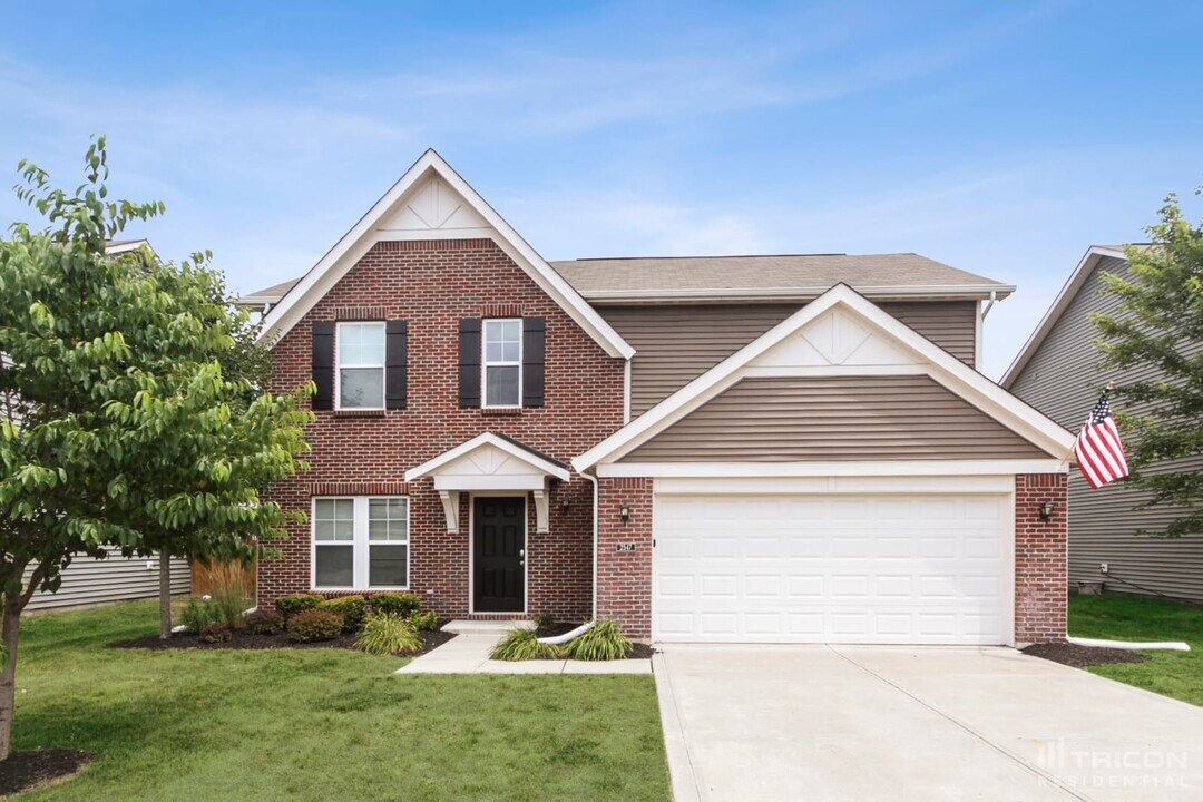 2547 Cabin Hill Rd in Greenfield, IN - Building Photo