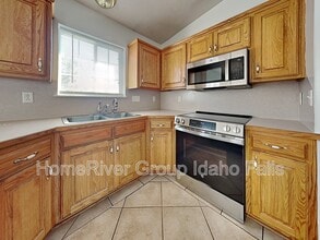 3012 Jackie Ct in Idaho Falls, ID - Building Photo - Building Photo