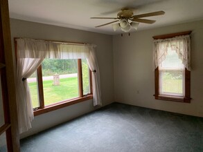 1064 fisher rd in Quincy, MI - Building Photo - Building Photo