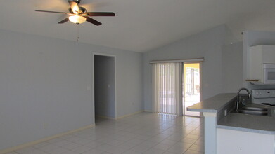 388 SW Paar Dr in Port St. Lucie, FL - Building Photo - Building Photo