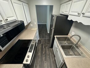 18 Old St Marys Pike in Parkersburg, WV - Building Photo - Building Photo