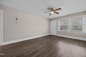 204 W McNeill St in Lillington, NC - Building Photo - Building Photo