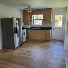 1548 NE 34th St in Oakland Park, FL - Building Photo - Building Photo