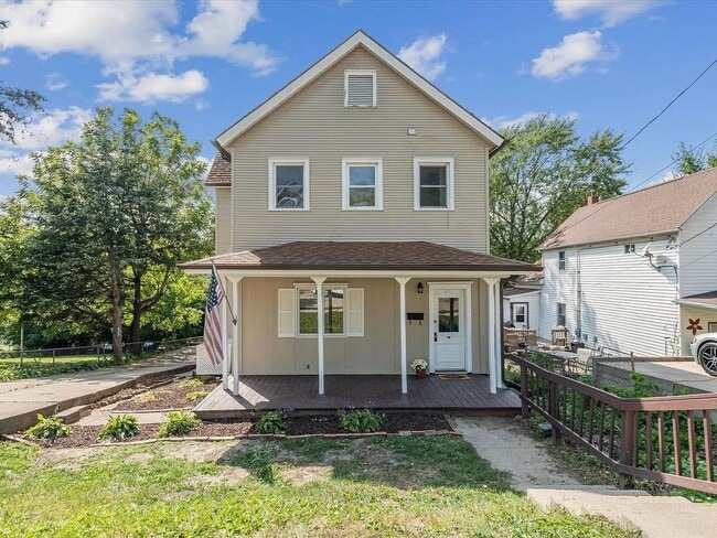 property at 1735 Wood St