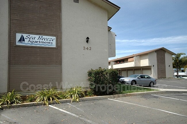 344 Juniper Ave in Carlsbad, CA - Building Photo - Building Photo