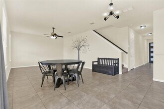 2200 Rapollo Dr in Kissimmee, FL - Building Photo - Building Photo