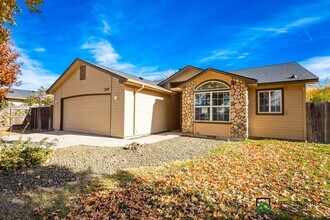 244 Boardwalk Way in Middleton, ID - Building Photo - Building Photo