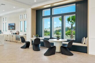 2060 Paseo Belluno in Chula Vista, CA - Building Photo - Building Photo