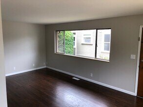 2309 N 56th St in Seattle, WA - Building Photo - Building Photo