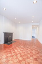 165 W Menomonee St, Unit #CG in Chicago, IL - Building Photo - Building Photo