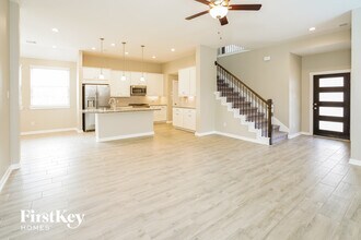 27005 Sofia Forest Dr, Unit HE-128 in Magnolia, TX - Foto de edificio - Building Photo