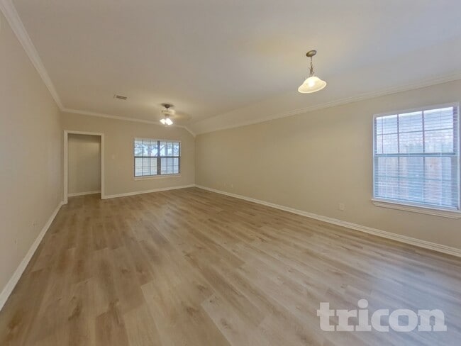 804 Rambling Ct in Granbury, TX - Building Photo - Building Photo