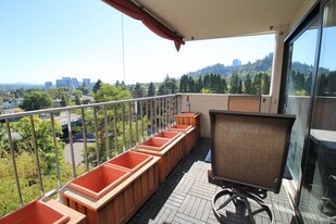 2309 SW 1st Ave, Unit 745 in Portland, OR - Building Photo