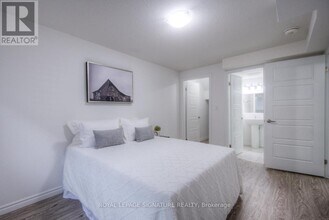 374 Prospect Ave in Kitchener, ON - Building Photo - Building Photo