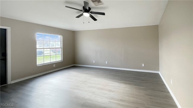 property at 2602 Sunniland Blvd