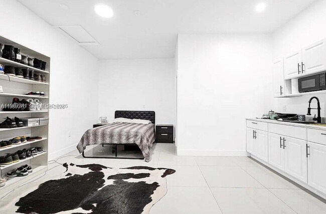 12735 SW 211th St in Quail Heights, FL - Building Photo - Building Photo