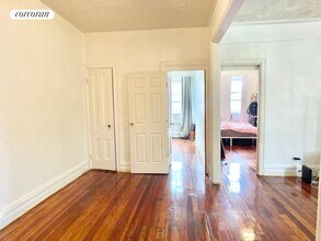 216 Winthrop St in Brooklyn, NY - Building Photo - Building Photo