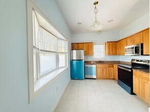 31 Elmwood St in Newton, MA - Building Photo - Building Photo