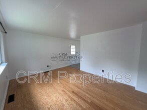 5603 Long Bow Dr in Kokomo, IN - Building Photo - Building Photo