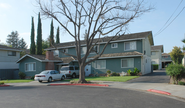 210 Rose Ct in Campbell, CA - Foto de edificio - Building Photo