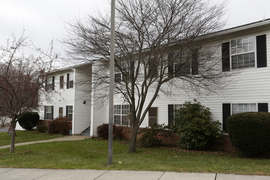 Purcellville East Apartments in Purcellville, VA - Foto de edificio