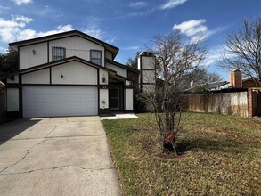 608 Sunridge Loop in Laredo, TX - Building Photo - Building Photo