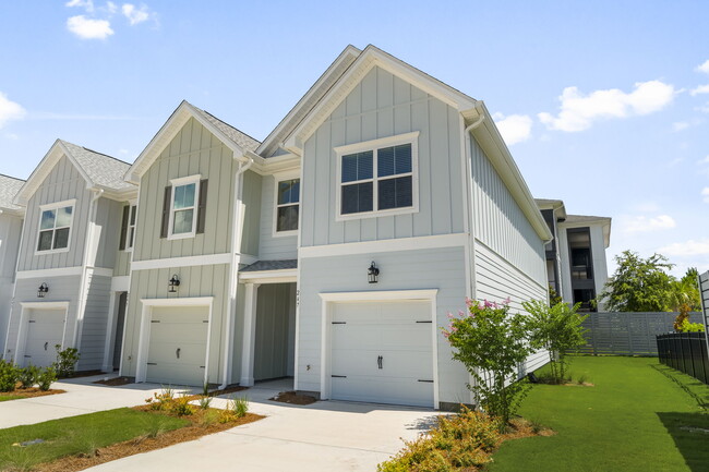 247 1st St in Panama City Beach, FL - Building Photo - Building Photo