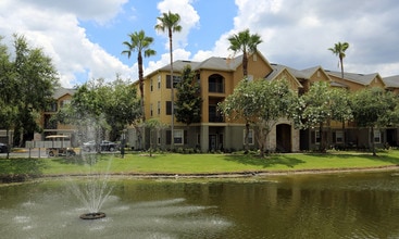 Dawson in Orlando, FL - Foto de edificio - Building Photo