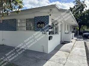 4101 SW 24th Ct in Fort Lauderdale, FL - Building Photo - Building Photo